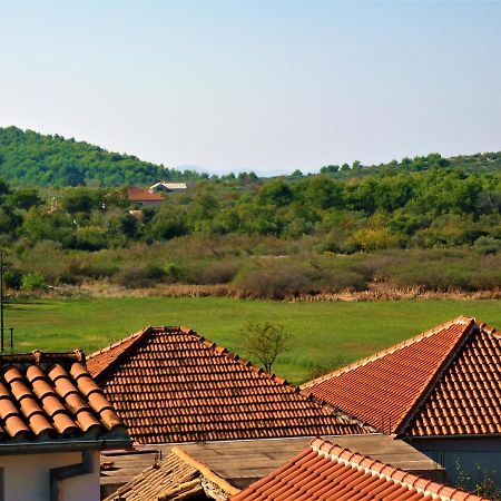 Apartmani Andrija Jezera Buitenkant foto