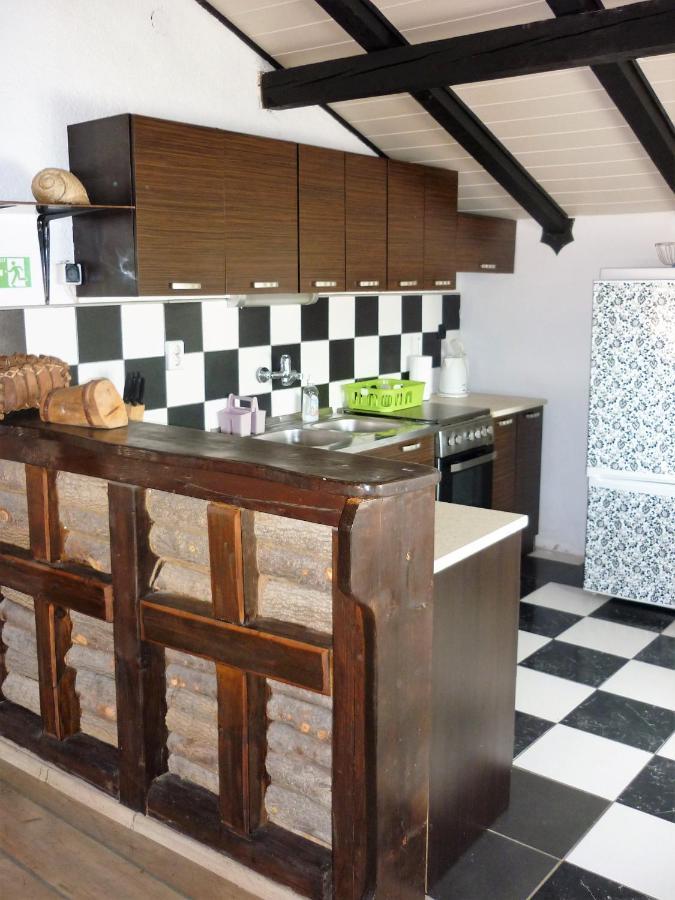 Apartmani Andrija Jezera Buitenkant foto
